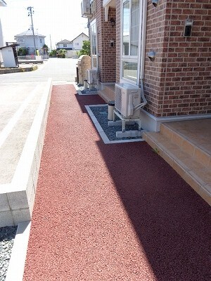 物件外観写真3　(エントランス)