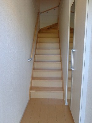 物件内観写真8　(玄関)