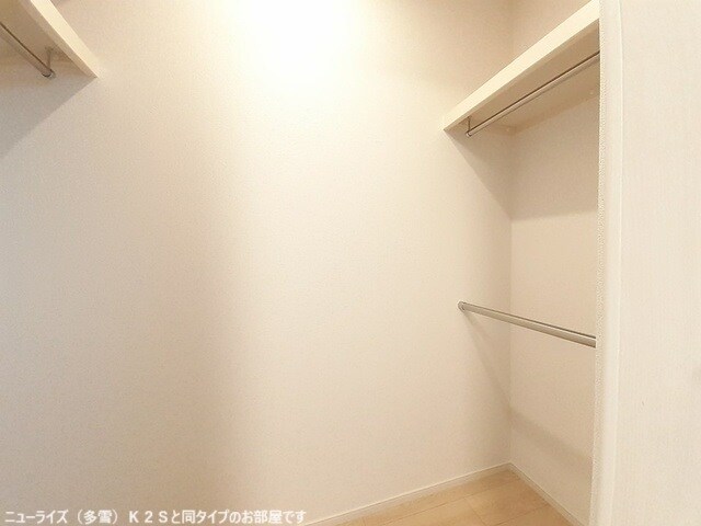 物件内観写真9　(収納)