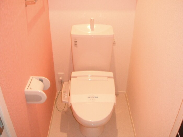 物件内観写真10　(トイレ)