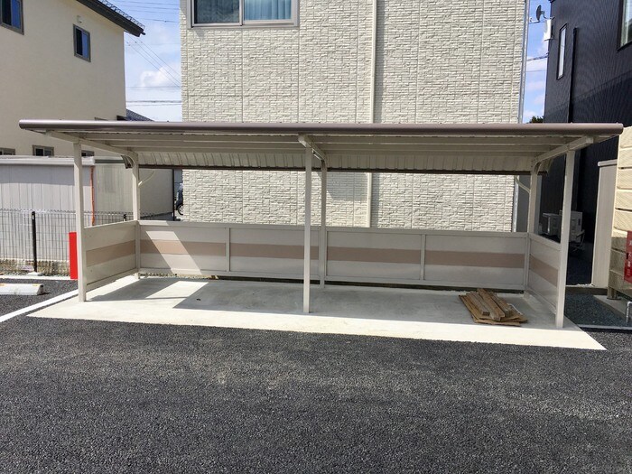 物件内観写真15　(駐輪場)