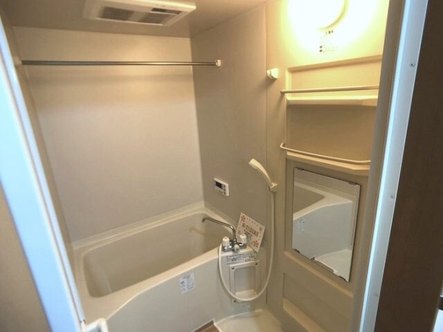 物件内観写真5　(浴室)