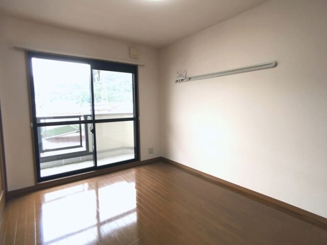 物件内観写真6　(南洋室)