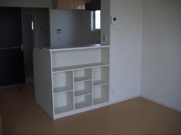 内装他(キッチンカウンター収納)