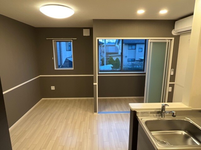 物件内観写真4　(リビング(イメージ))