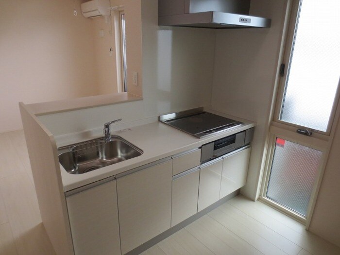 物件内観写真3　(キッチン)