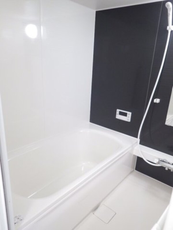 浴室(一坪風呂の追い焚き機能付き浴室)