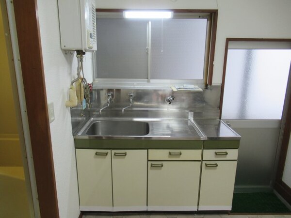 キッチン(きれいなキッチンです)