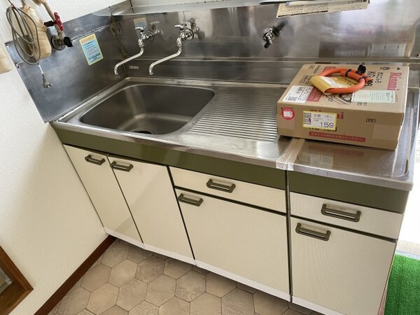 キッチン(コンロ設備追加)