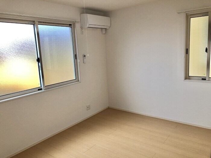 物件内観写真5　(洋室)