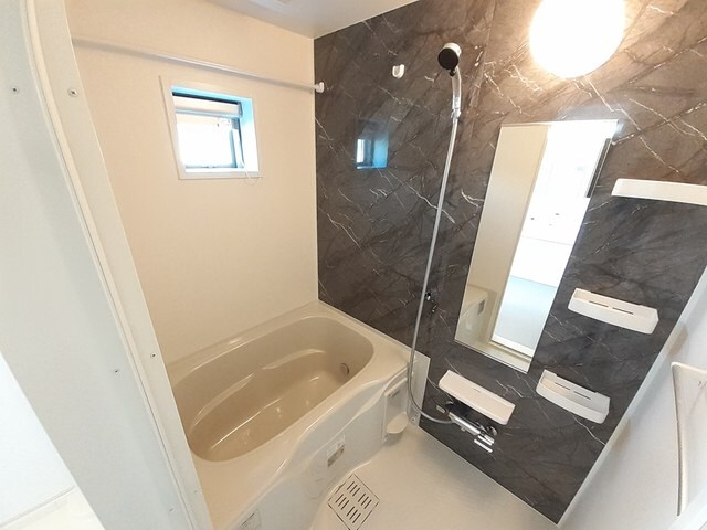 物件内観写真6　(バス／シャワールーム等)