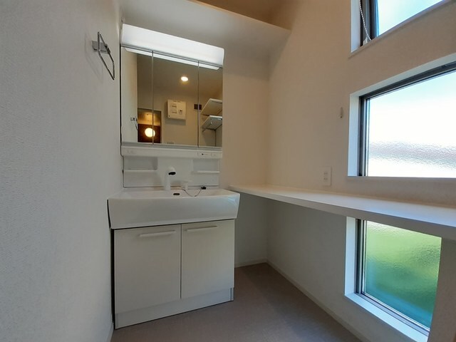 物件内観写真7　(洗面所)