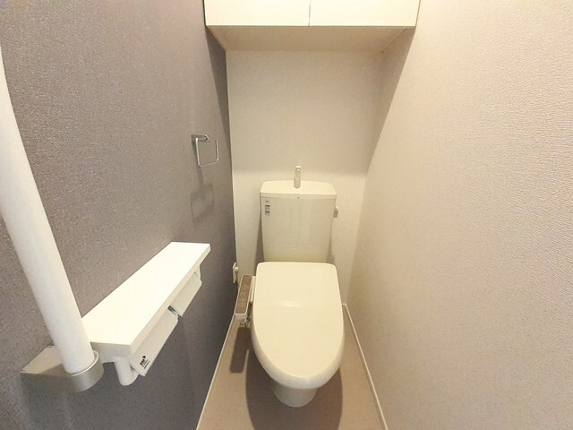 物件内観写真8　(トイレ)