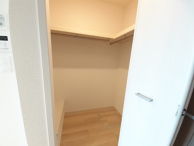 物件内観写真9　(収納)