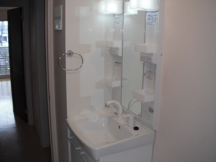 物件内観写真7　(洗髪洗面化粧台)