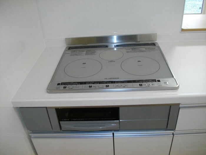 物件内観写真3　(IHクッキングヒーター)