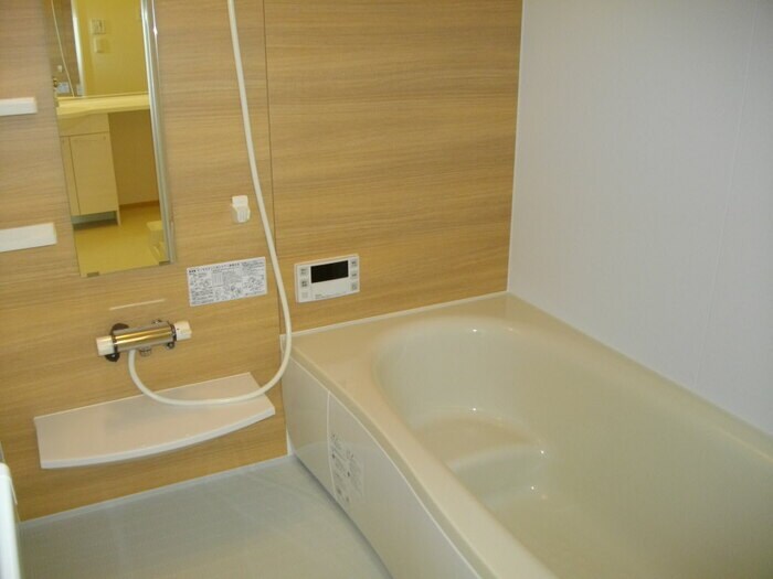 物件内観写真4　(浴室)