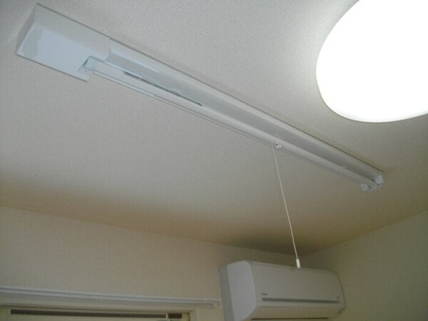 建物設備(室内物干)