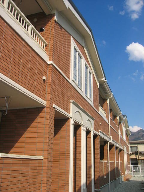 物件外観写真2　(エントランス)