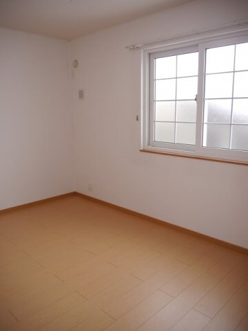 物件内観写真11　(居室・リビング)