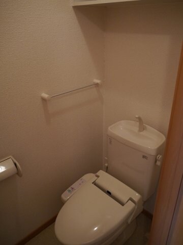 物件内観写真12　(トイレ)