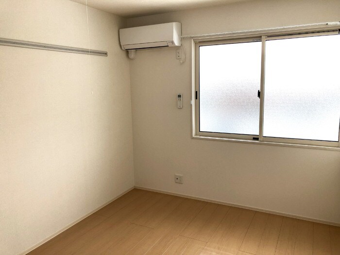 物件内観写真5　(その他部屋・スペース)