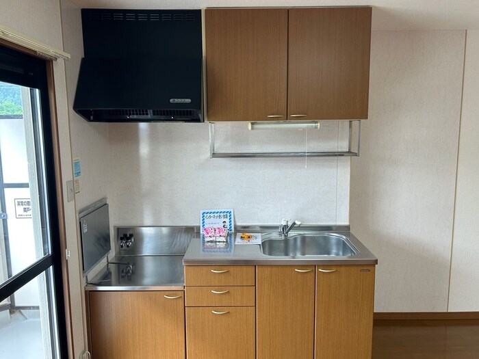 物件内観写真4　(キッチン)