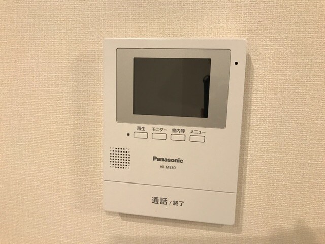 物件内観写真25　(カメラ付きインターホン)