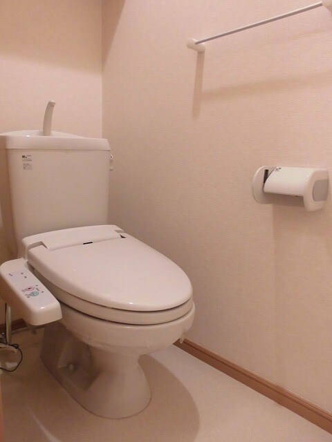 物件内観写真11　(トイレ)