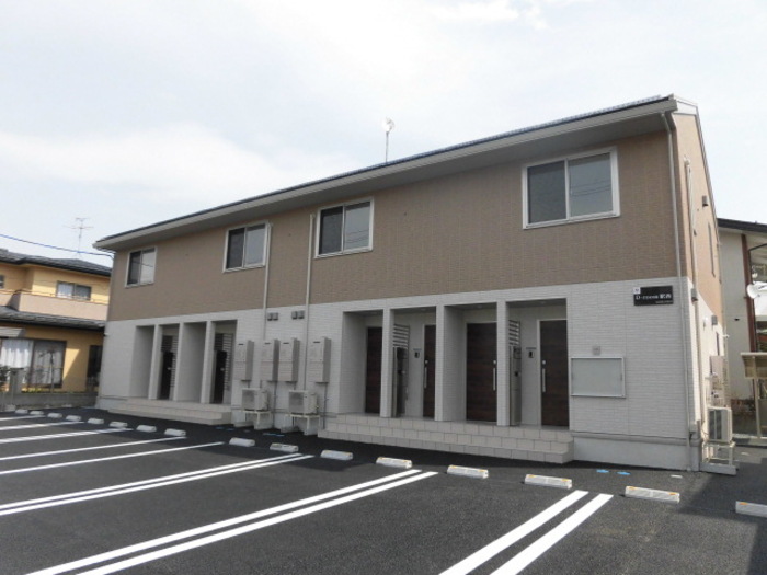 Ｄ－ｒｏｏｍ駅西