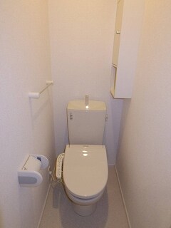 物件内観写真12　(トイレ)