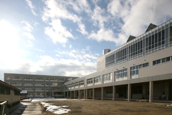 周辺環境(山形市立東小学校 565m)