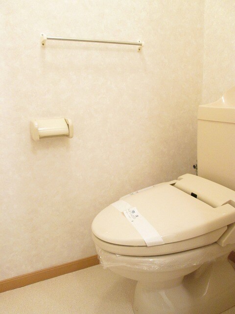 物件内観写真11　(トイレ)