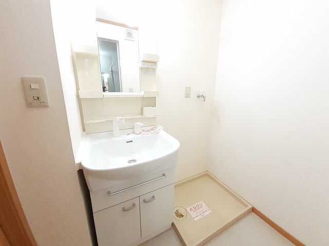 物件内観写真7　(洗面所)