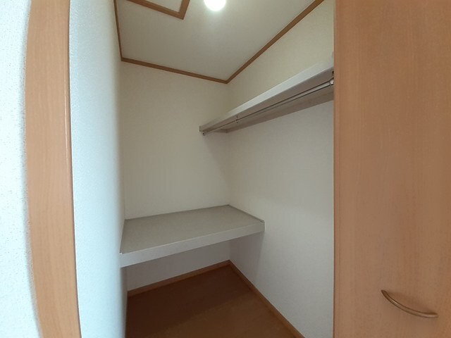 物件内観写真9　(収納)