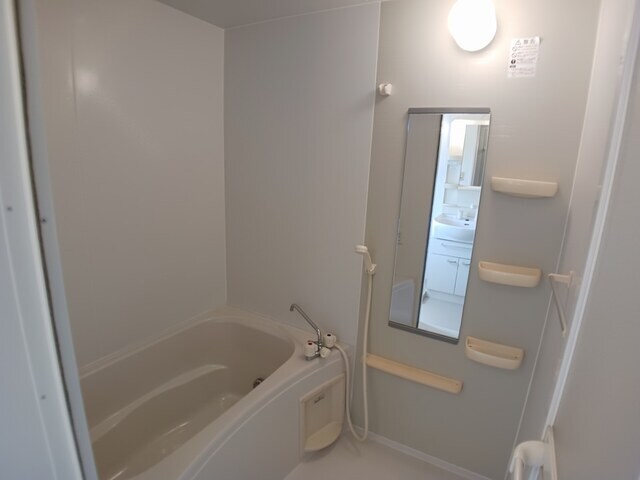 物件内観写真6　(バス／シャワールーム等)