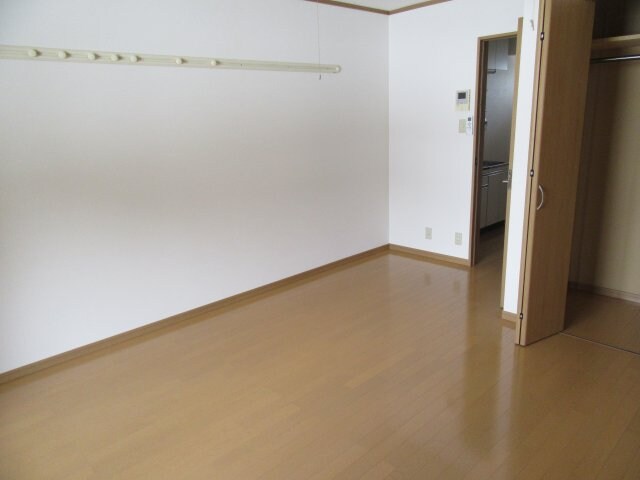 物件内観写真4　(スタンダードな洋室です)