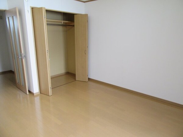 洋室(コンパクトで使いやすい洋室です)