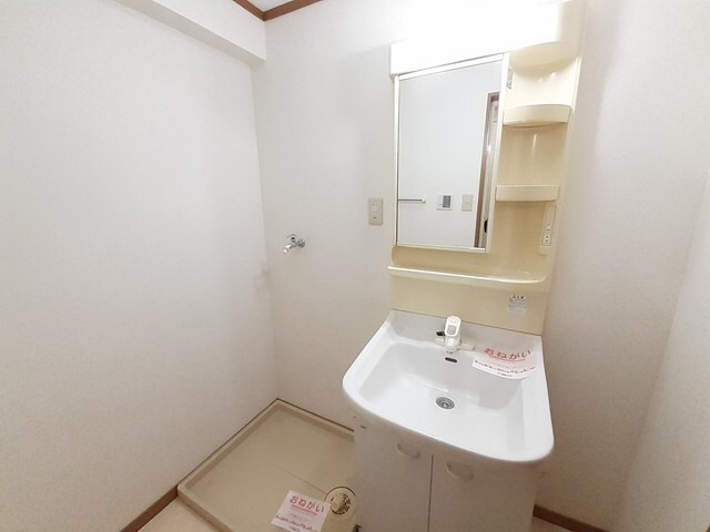 物件内観写真7　(洗面所)