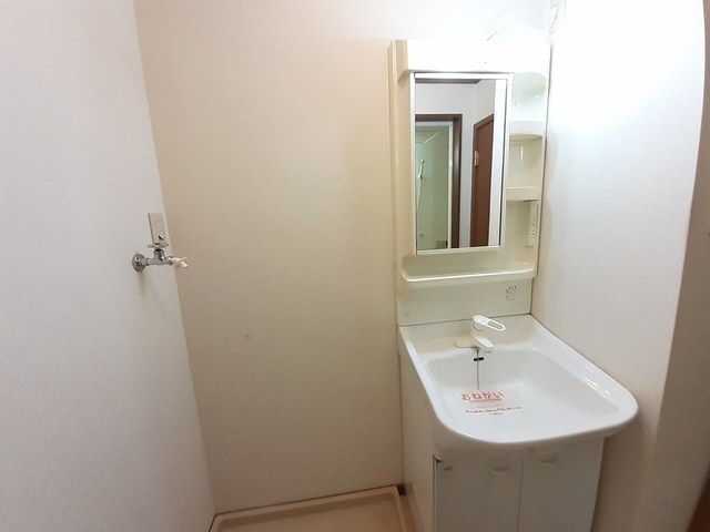 物件内観写真7　(洗面所)