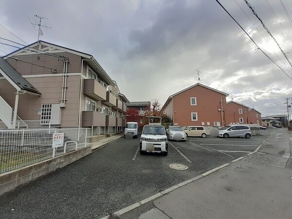 駐車場(駐車場)