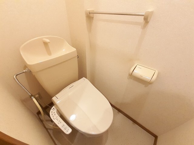 物件内観写真8　(トイレ)