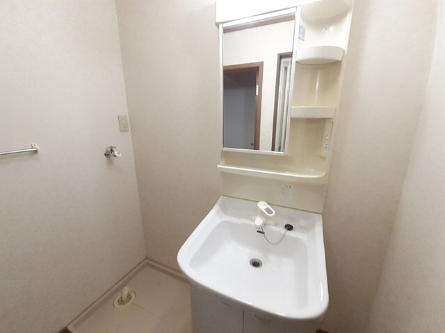 物件内観写真7　(洗面所)