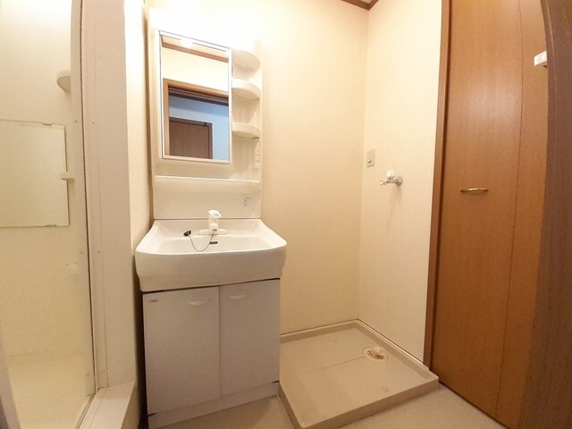 物件内観写真7　(洗面所)