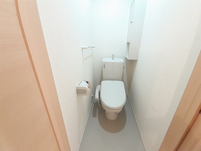 物件内観写真8　(トイレ)