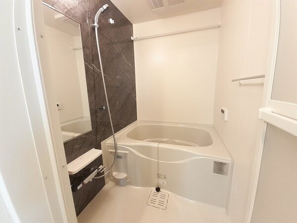 浴室(バス／シャワールーム等)