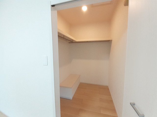 物件内観写真9　(収納)