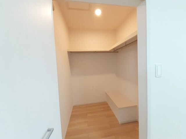 物件内観写真9　(収納)