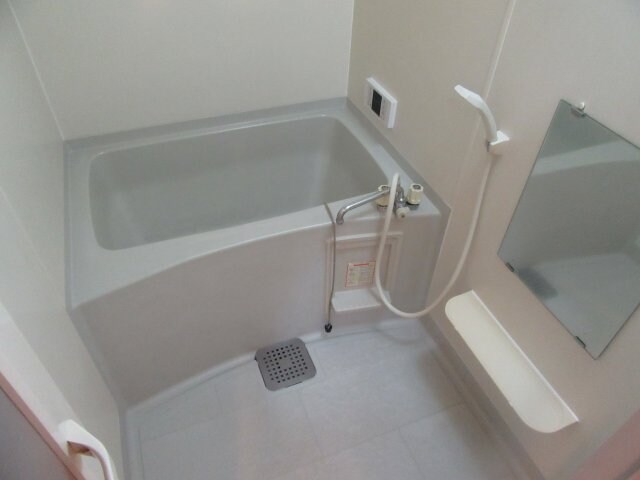 物件内観写真6　(お風呂です)