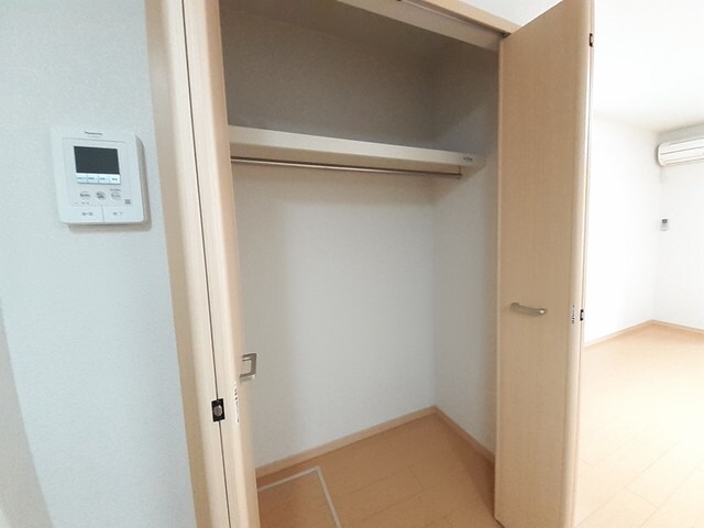 物件内観写真10　(収納)
